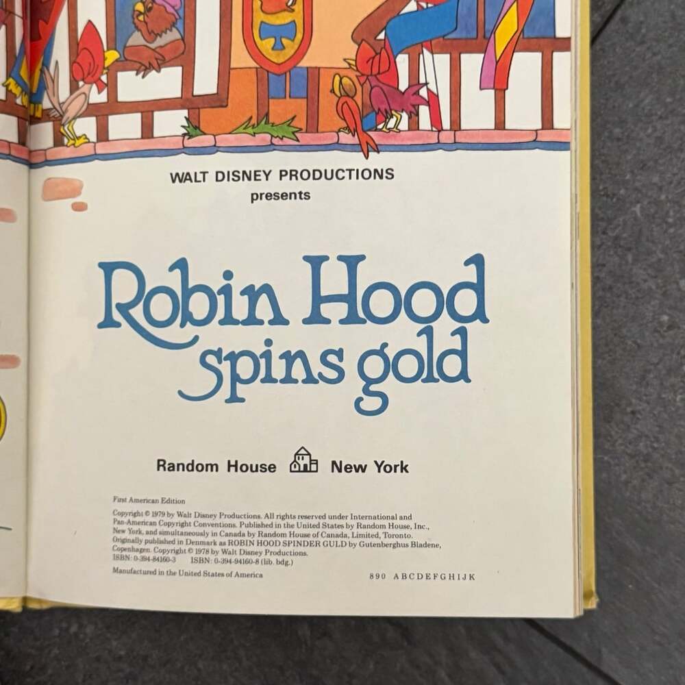 Disney's Wonderful World of Reading Books-Robin hood Saves The Day & Spins Gold - Picture 8 of 11